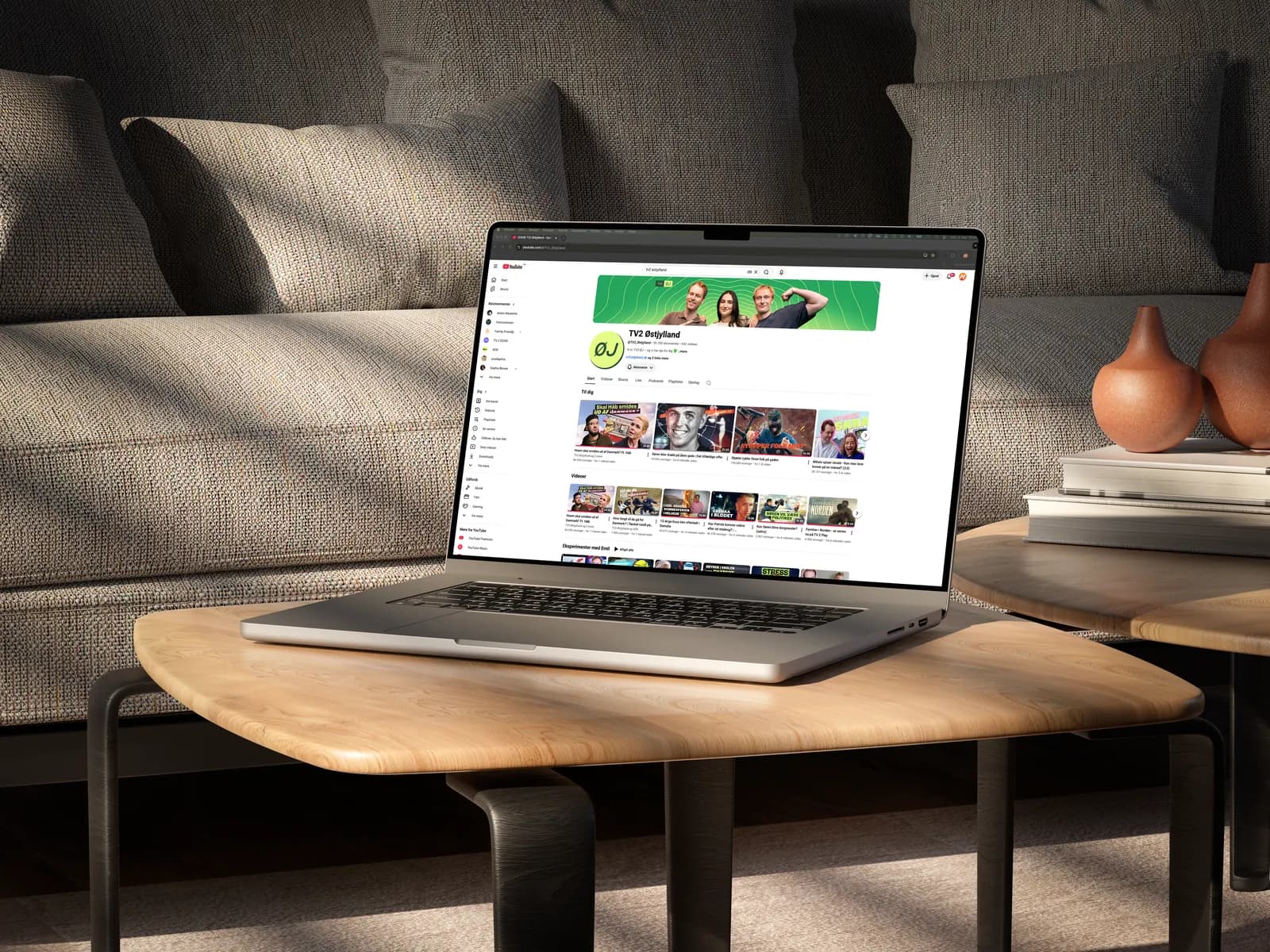 YouTube-kanalen med den nye identitet på en MacBook